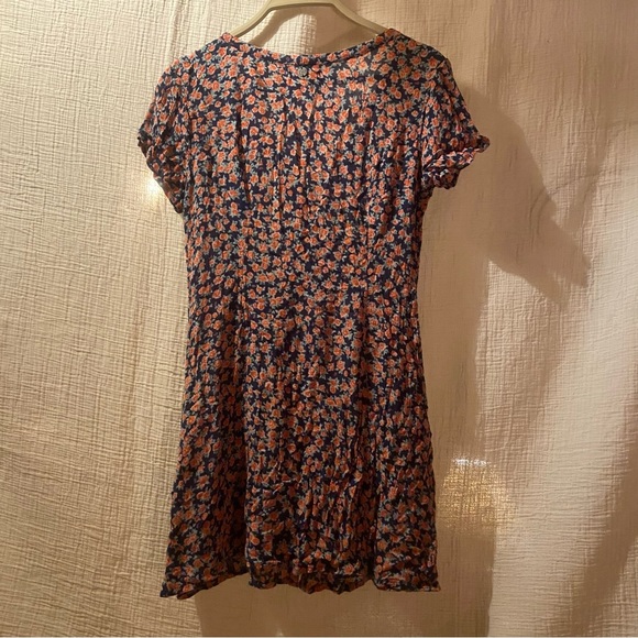 Billabong Floral Dress - Picture 2 of 4